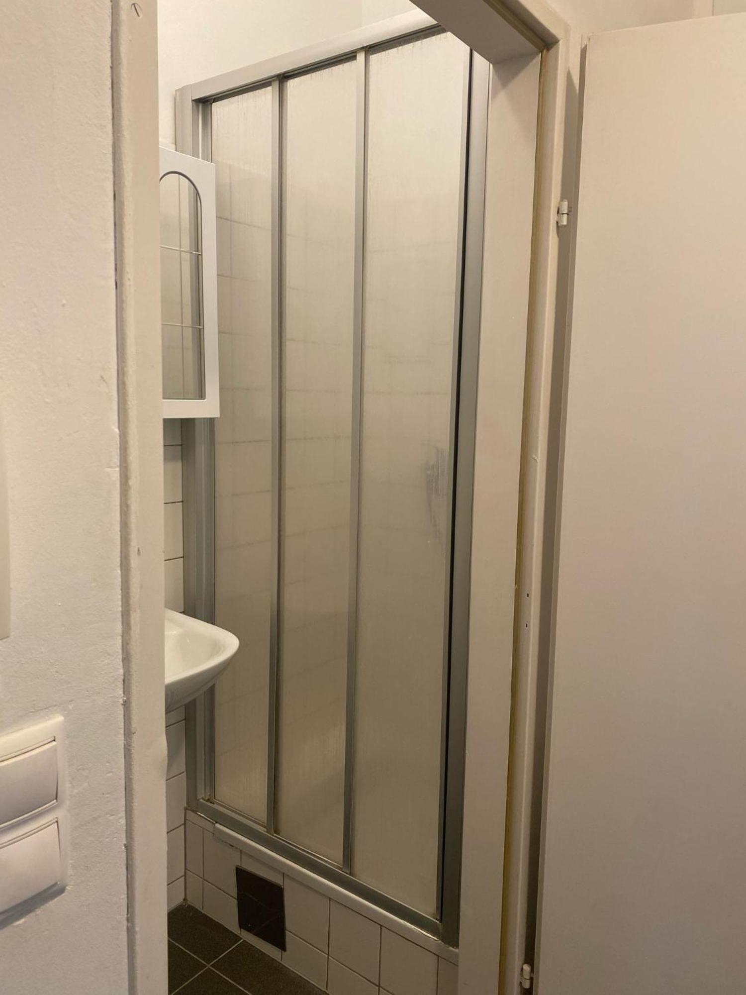 Peaceful 2br 15-min To Ottakring Station * Wien