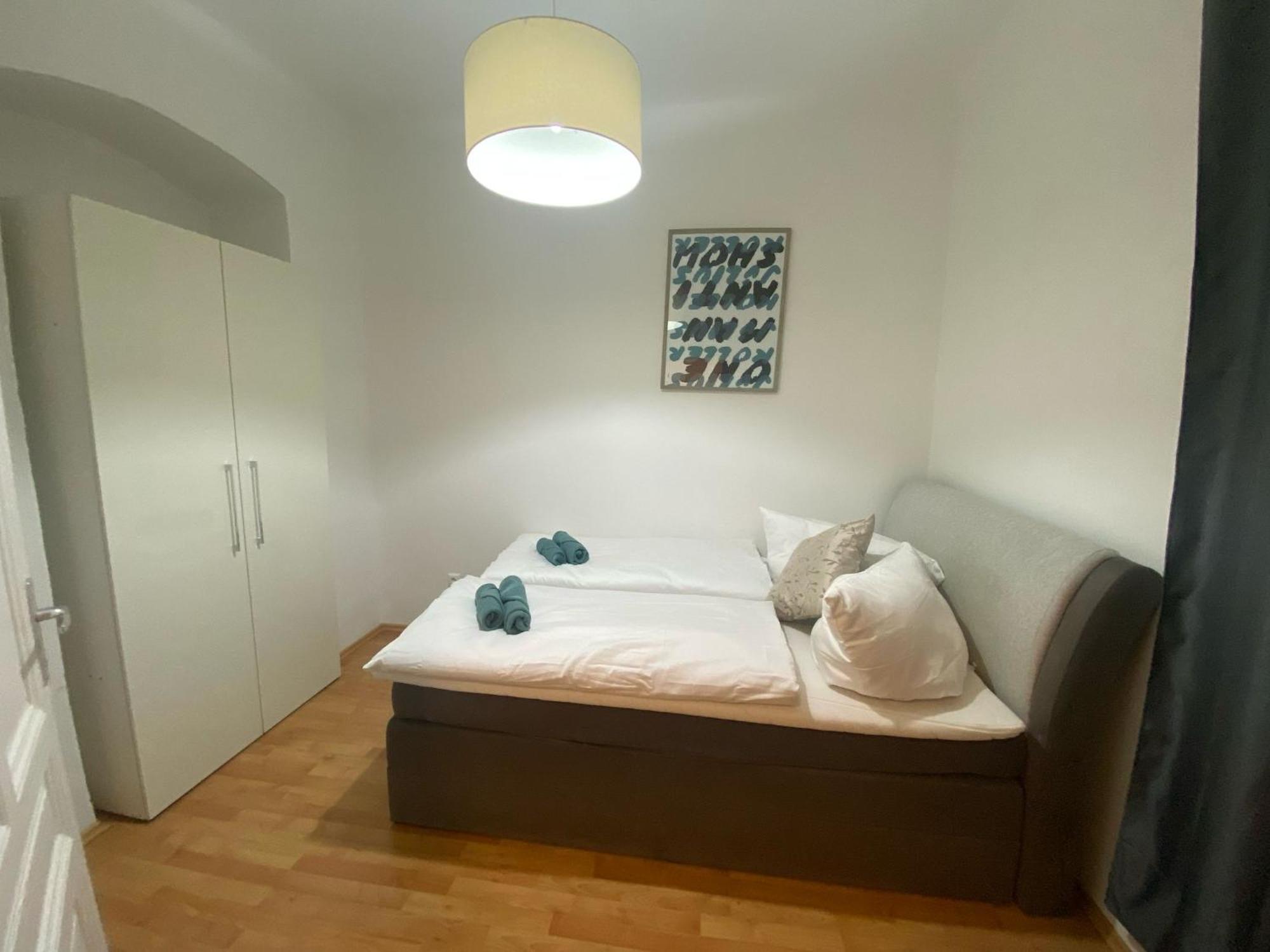 Peaceful 2br 15-min To Ottakring Station Wien